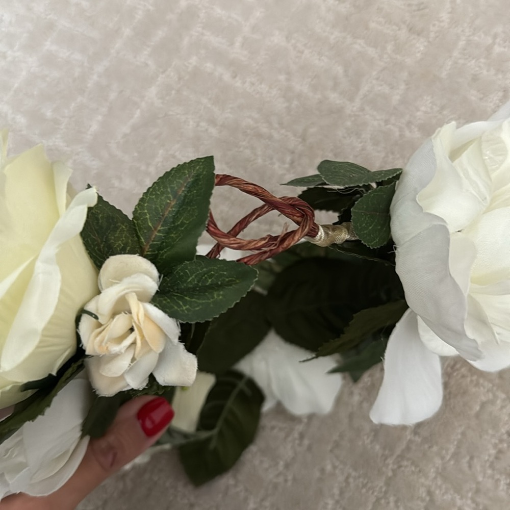 Flower Crown - Picture 2 of 5